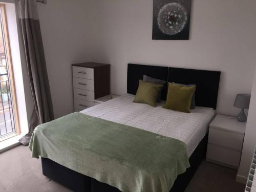 Nidus 1 Bed Apartment - HEART of Cambridge By Koala & Tree Short Lets & Serviced Accommodation reception
